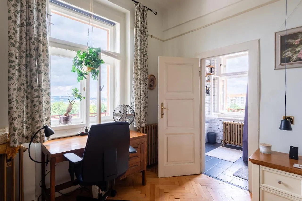 Victoria Design Stays - Premium Apartment Ohrada Prag